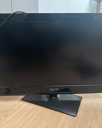 Tv qbell 32’ con staffa