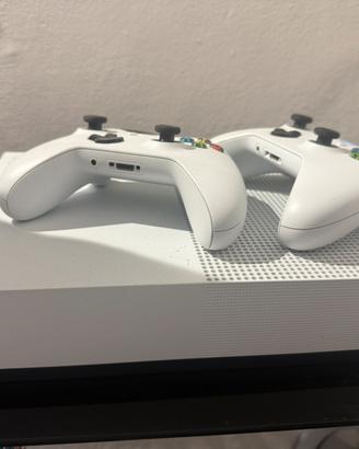 Xbox one s all digital 1 tb + volante 2 controller