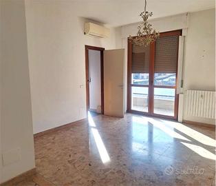 MM GARIBALDI - MM ISOLA - MM ZARA - BILOCALE CON S