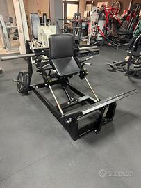 Hack squat linear gymequipe