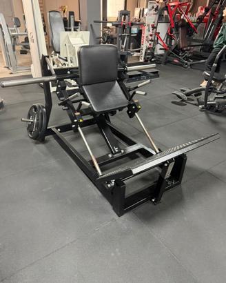 Hack squat linear gymequipe