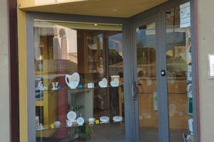Attivita' commerciale di articoli religiosi