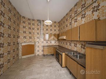 CASA SEMINDIPENDENTE A LANCIANO