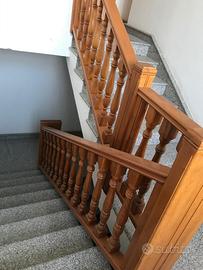 Passamano in legno di castagno