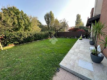 VILLA A SCHIERA A PANTIGLIATE