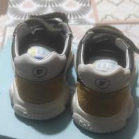 Scarpe bambino. Misura 20