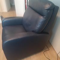 Poltrona con movimento elettrico pelle blu