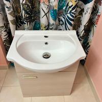 Lavandino con mobile