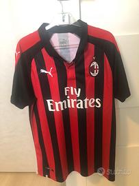 Maglia ufficiale AC Milan stagione 2018/19