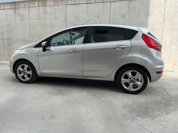 Ford Fiesta 5p 1.6 tdci Titanium 95cv