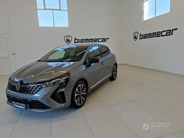 RENAULT Clio TCe 90 CV 5 porte Techno i.e