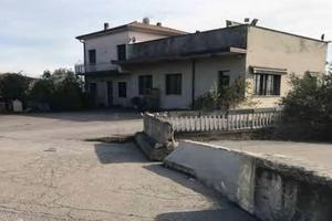 Immobile in asta di 701 m² con 1 locale a Brescia