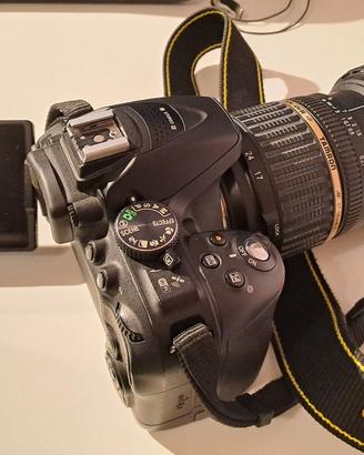 Kit Fotocamera Semi-Professionale Nikon Tamron