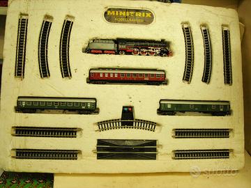 MINITRIX LOCOMOTIVA Br 18 con BINARI scala N