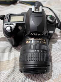 macchina fotografica Nikon D70 