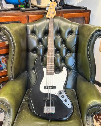 Basso elettrico squier j bass 4 corde nero