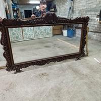 2 specchi e tavolo con vetro antico