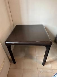 Tavolo Artemide mod. Stadio , di Vico Magistretti