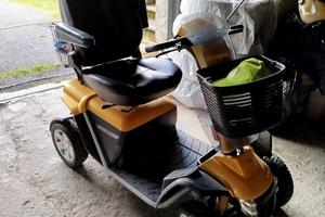 scooter batteria per anziani