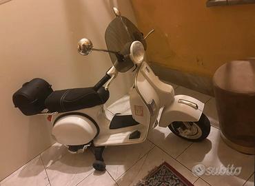 Vespa piaggio elettrica per bambini