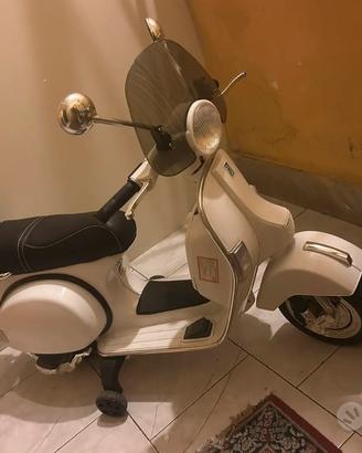 Vespa piaggio elettrica per bambini