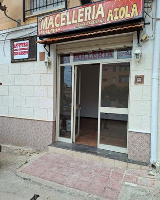 Locale commerciale zona rettifilo