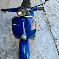 Vespa 125 et3