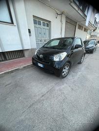 TOYOTA IQ