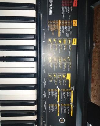 Tastiera digitale Yamaha + Poggia tastiera