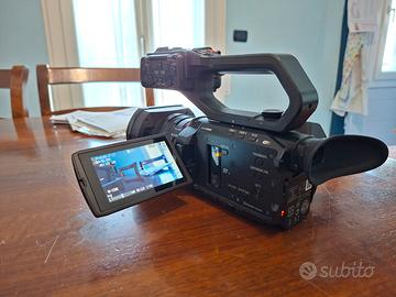 Panasonic HC X1500 + maniglia audio