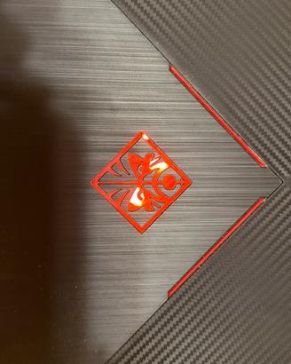 HP OMEN 15 Gaming - i7 9750H + RTX 2060 6GB