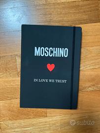 Agenda Moschino