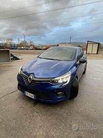 Renaul clio hybrid 145cv
