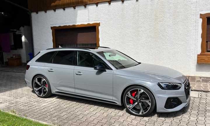 Audi RS4 Avant 2.9 tfsi quattro 450cv tiptronic