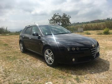 Disponibili ricambi Alfa Romeo 159 .