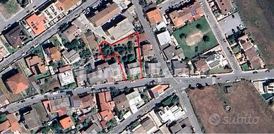 Ampio terreno edificabile 1200 mq zona b