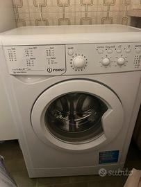 Lavatrice Indesit Water Balance 5 chili