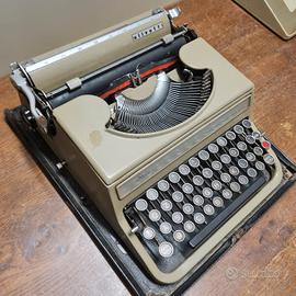 Macchina da scrivere Olivetti Studio 