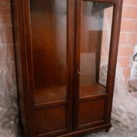 Vetrina in legno massello 