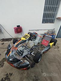 GOKART COMPLETO DI TELAIO E MOTORE OK PRONTO PISTA