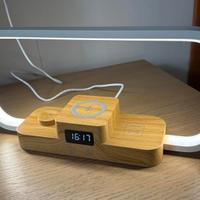 lampada da comodino con ricarica smartphone e iPad