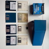 Lotto floppy disk + porta floppy