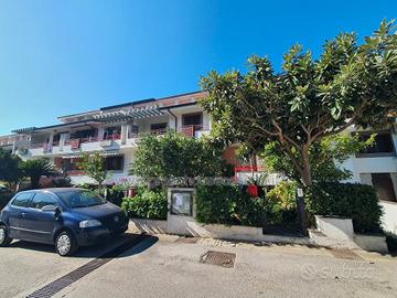 Ampia villa a schiera al Parco Paola in Via Ruta