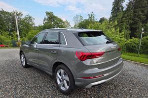 AUDI Q3 TDI QUATTRO S Tronic Businnes Advanced