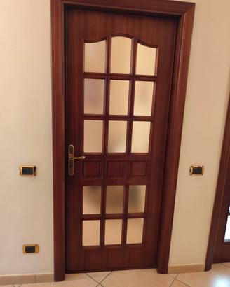 Porte interne in legno massello