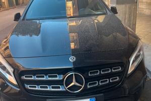 Vendita Mercedes GLA restayling 180 urban 1,6 benz