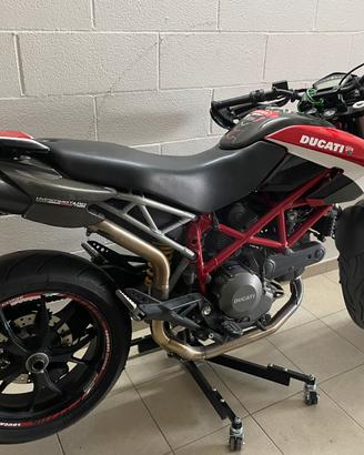 Ducati Hypermotard 796