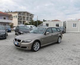 BMW Serie 320d cat Touring Attiva Perfetta