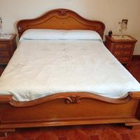 camera da letto stile classico 