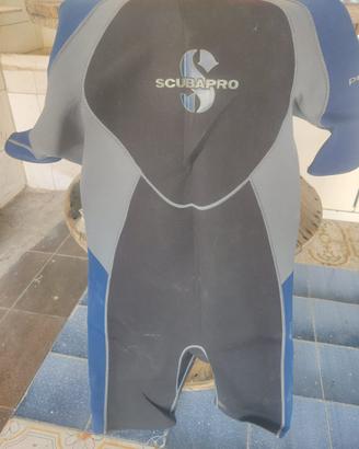 Tuta da pesca corta subacquea, marca Scubapro